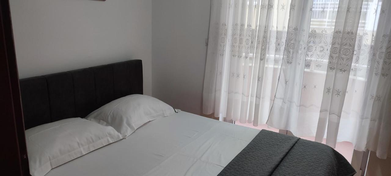 Apartman Katica Tivat Eksteriør bilde